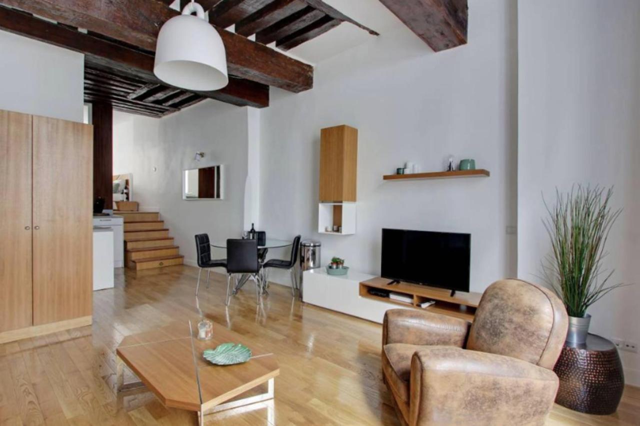 דירות פריז Luminous Loft In Saint-Germain Des Pres מראה חיצוני תמונה
